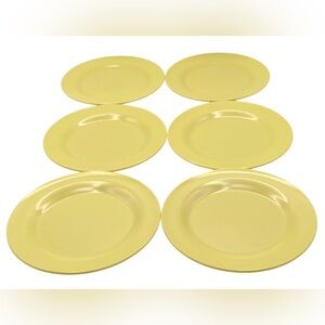 6 Mid Century Mod Mallo-Ware #61 Buttercup Yellow 6” Bread Dessert Plates Melmac